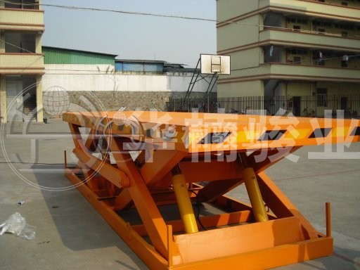 選購高空作業(yè)升降臺要注意哪些？