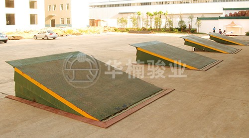 裝卸貨物登車橋類型有哪些？