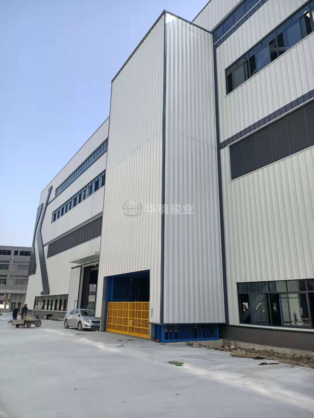 梅雨季節(jié)室外升降機(jī)使用時進(jìn)水預(yù)防及處理方法